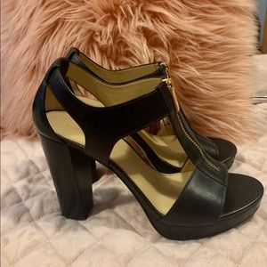 Michael Kors Black Leather heel size 9